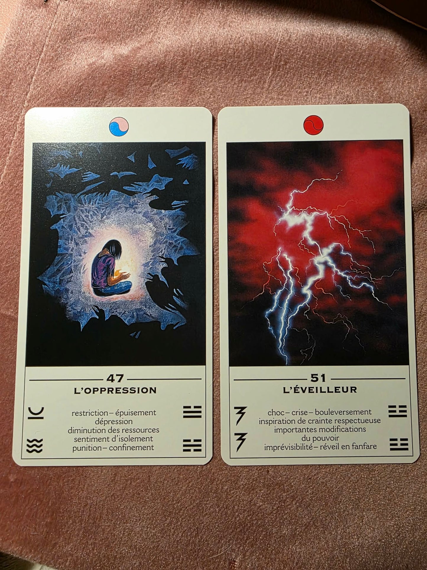 Cartes L'Oppression et L'Éveilleur